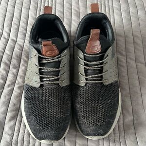 Sketcher’s Men's Black and Gray Athletic Shoes